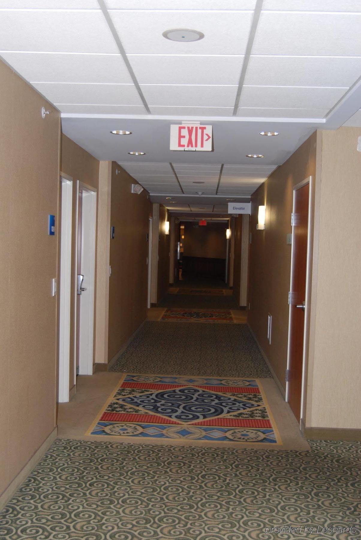 Holiday Inn Express Hotel & Suites Auburn Hills By Ihg Buitenkant foto